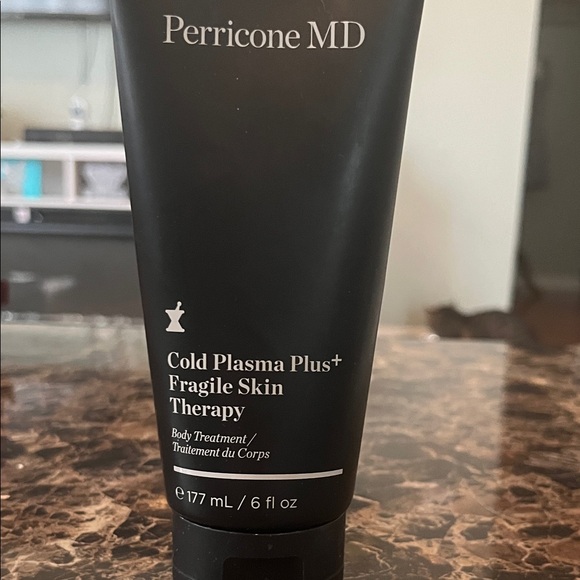 Perricone MD Other - Perricone MD Cold Plasma Plus+ Fragile Skin Therapy - black